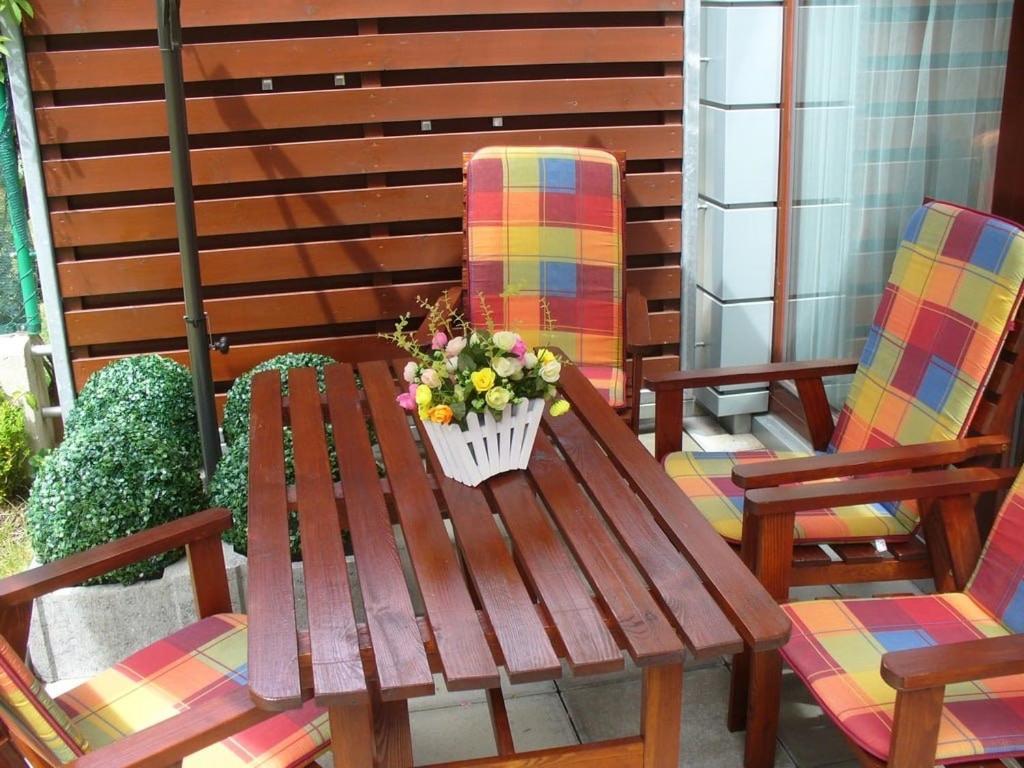 Garden Apartment With Garage In Central פראג מראה חיצוני תמונה